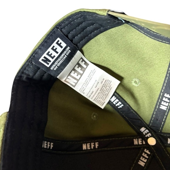 Neff Khaki Green Cap with Custom Goods Triangle Patch, SnapBack Unisex - Picture 5 of 6